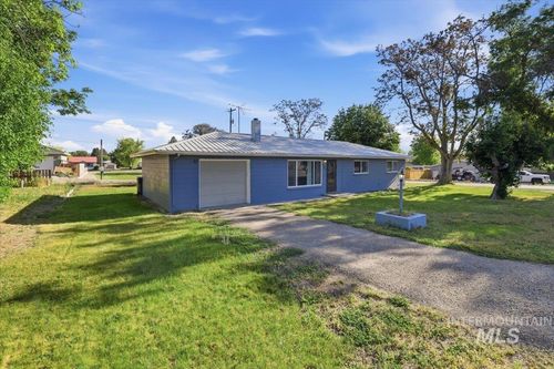 404 Motzko St, Marsing, ID, 83639-5176 | Card Image