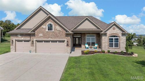 1031 Bellevaux Pl, Saint Charles, MO, 63301-1492 | Card Image