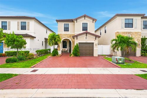 3478 W 110th St, Hialeah, FL, 33018-2179 | Card Image