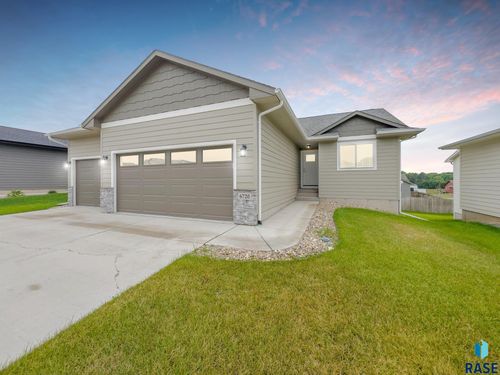 6720 Viola Ct, Sioux Falls, SD, 57107 | Card Image