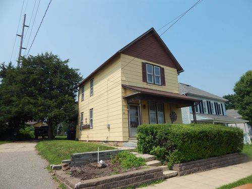126 N Military Rd, Dane, WI, 53529-9620 | Card Image