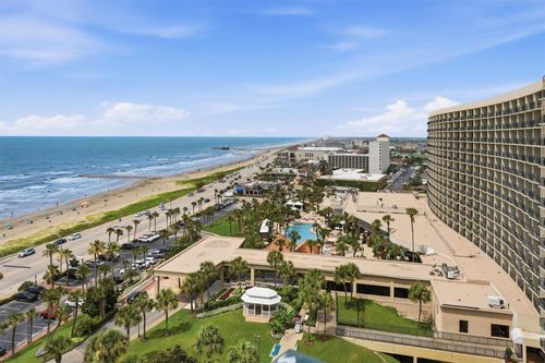 1538-5220 Seawall Blvd, Galveston, TX, 77551-4008 | Card Image