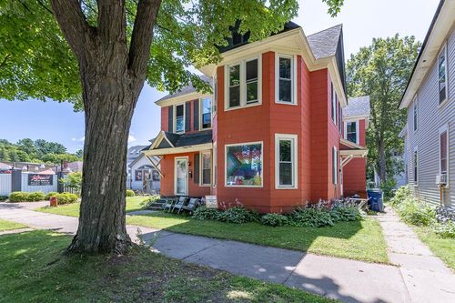709 Grant St, Wausau, WI, 54403-4916 | Card Image
