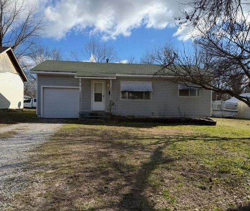 1120 N Fulbright Ave, Springfield, MO, 65802-1117 | Card Image