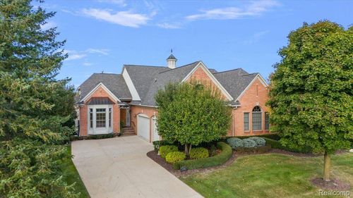 2798 Castlemartin Ct, Oakland Township, MI, 48306-4906 | Card Image