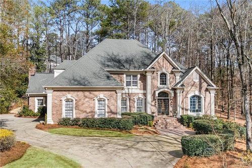 840 Malvern Hl, Johns Creek, GA, 30022-6227 | Card Image
