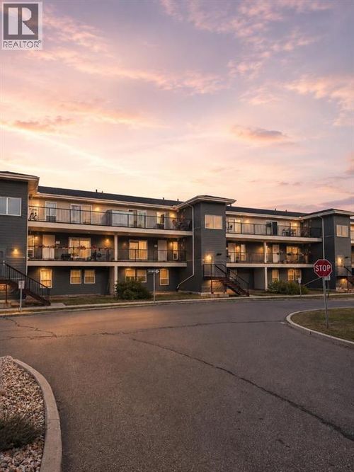 312-201 Abasand Dr, Fort Mcmurray, AB, T9J1L6 | Card Image