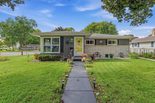 235 Marguerite Court, MAYVILLE, WI, 53050 | Card Image