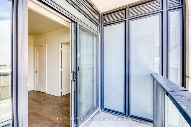 425 - 9000 Jane St, Condo with 1 bedrooms, 2 bathrooms and null parking in Concord ON | Image 25