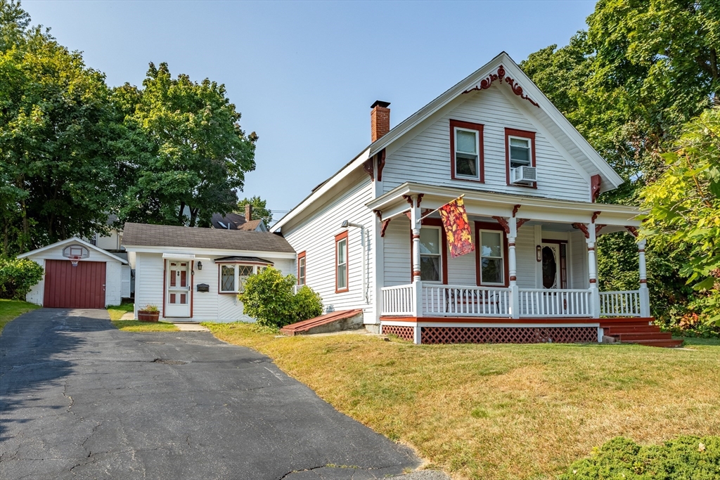 Middlesex St, North Chelmsford, MA 01863