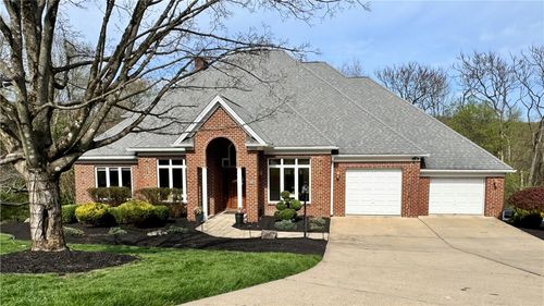 217 Pine Grove Ct, Baden, PA, 15005-2871 | Card Image