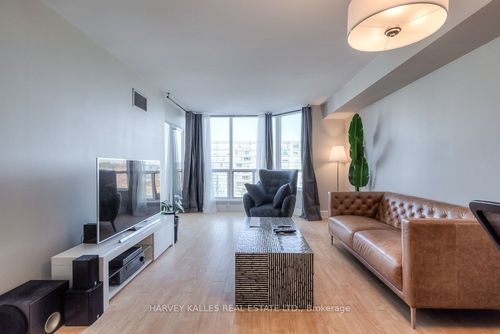 710-175 Cedar Ave, Richmond Hill, ON, L4C9V3 | Card Image
