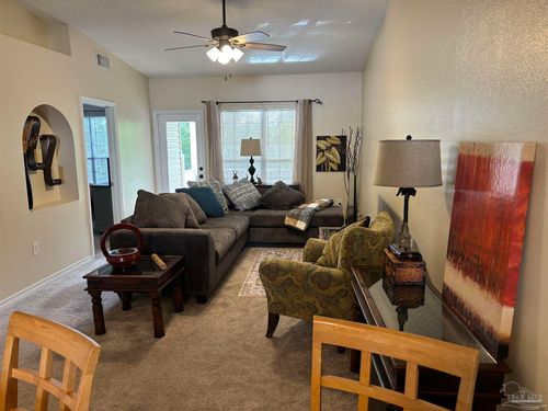 i-5-7101 Joy St, Pensacola, FL, 32504-6479 | Card Image