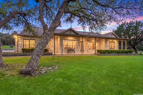 180 Saur Rd, Bulverde, TX, 78163-3906 | Card Image