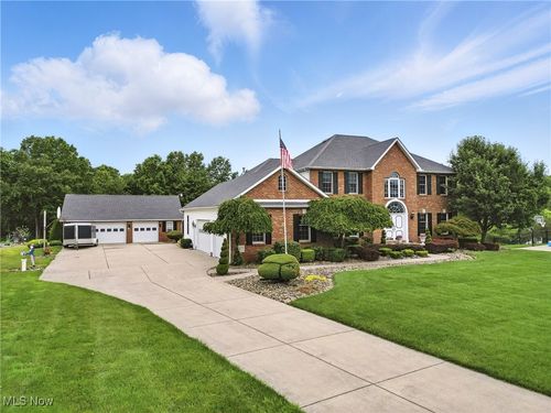 6650 Pheasant Run Dr, Canfield, OH, 44406-8742 | Card Image