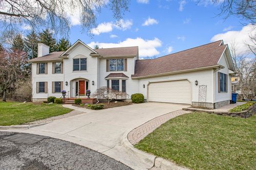 3829 Waldenwood Dr, Ann Arbor, MI, 48105-3004 | Card Image