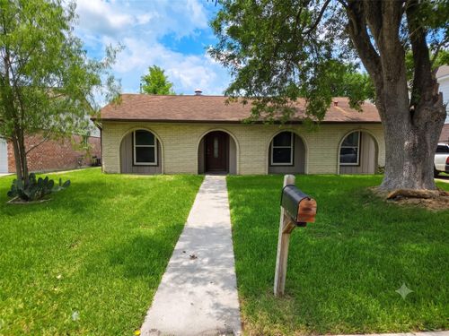 11250 Pompano Ln, Houston, TX, 77072-3513 | Card Image