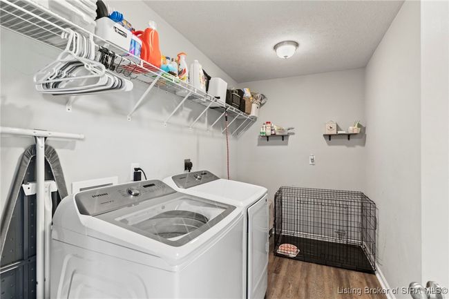 1128 Grassy Meadow Ct, Home with 3 bedrooms, 2 bathrooms and null parking in Scottsburg IN | Image 9