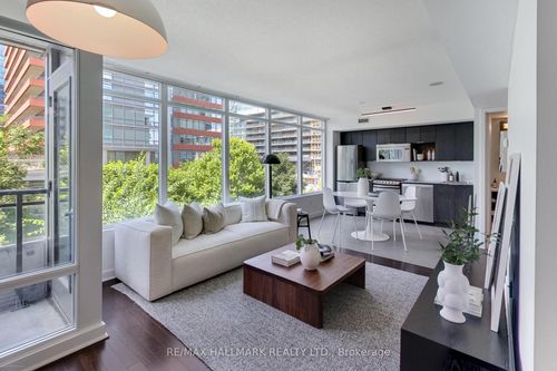 512-15 Brunel Crt, Toronto, ON, M5V3Y6 | Card Image
