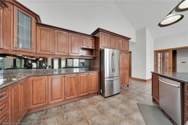 117 Christopher Dr, House other with 4 bedrooms, 5 bathrooms and 6 parking in Hamilton ON | Image 10