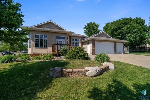 7808 W Leah St Street, Sioux Falls, SD, 57106 | Card Image