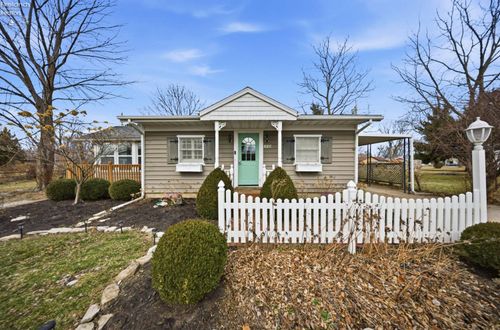 113 W Iroquois Trl, Sandusky, OH, 44870-6148 | Card Image