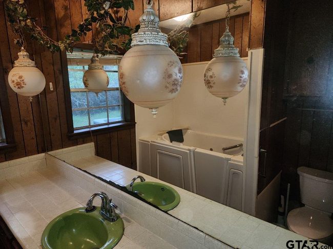 214 Fm 1819, House other with 3 bedrooms, 3 bathrooms and null parking in Wells TX | Image 18