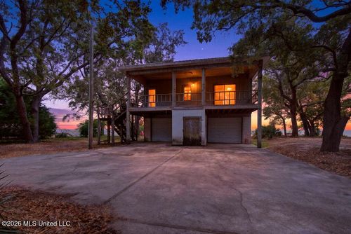 5329 E Belle Fontaine Drive, Ocean Springs, MS, 39564 | Card Image