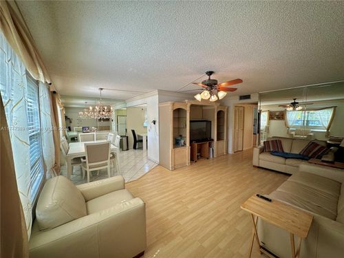 apt-201b-850 Sw 133rd Ter, Pembroke Pines, FL, 33027-6455 | Card Image