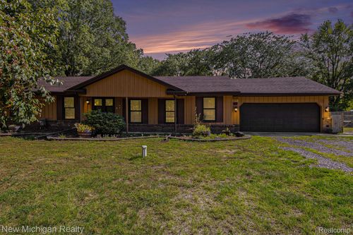 15097 Cortz Rd, Petersburg, MI, 49270-9738 | Card Image