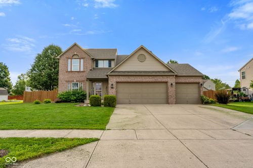 1689 Sagemeadow Dr, Brownsburg, IN, 46112-7892 | Card Image