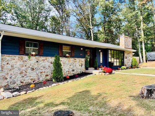 252 Mount Union Rd, FAYETTEVILLE, PA, 17222-9562 | Card Image