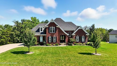 7387 Grand Oaks Dr, Crestwood, KY, 40014-8697 | Card Image
