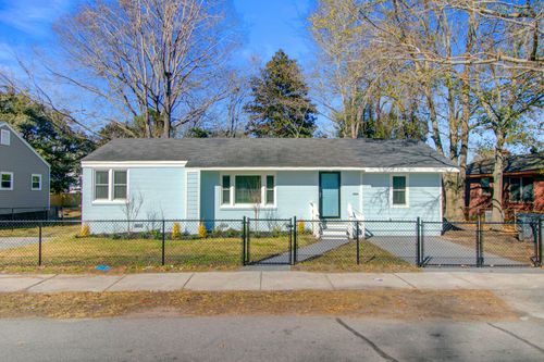 2006 Alton St, North Charleston, SC, 29406-3951 | Card Image