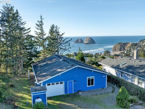 1030 Hillsdale St W, Tillamook, OR, 97141-9367 | Card Image