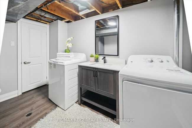 710A Krosno Blvd, House attached with 3 bedrooms, 2 bathrooms and 2 parking in Pickering ON | Image 28