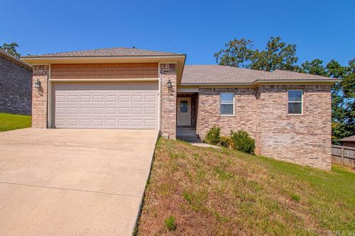24 Pecan Ln, Cabot, AR, 72023-8188 | Card Image