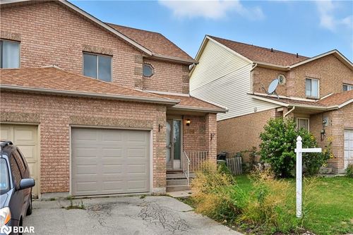 1766 Upper Gage Ave, Hamilton, ON, L8W3W3 | Card Image