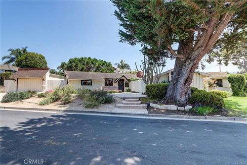 307 Avenida Sierra, San Clemente, CA, 92672-3950 | Card Image