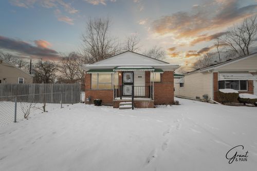 18449 Albany St, Detroit, MI, 48234-2533 | Card Image