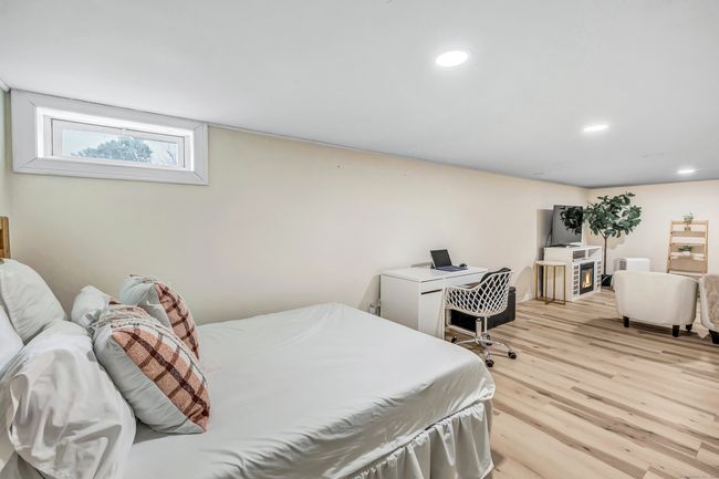 14 N Coe Ln, House other with 3 bedrooms, 2 bathrooms and null parking in Ansonia CT | Image 34