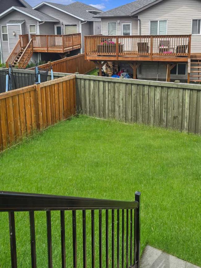 10406 129 Ave, Home with 3 bedrooms, 2 bathrooms and null parking in Grande Prairie AB | Image 19