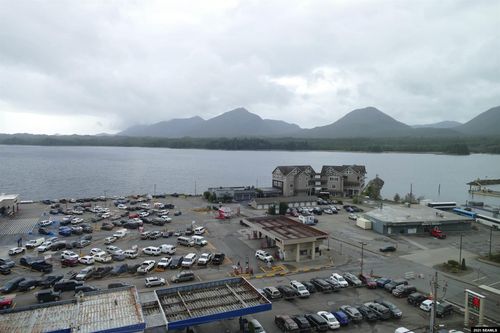 apt-1102-2415 Hemlock Ave, Ketchikan, AK, 99901-5858 | Card Image