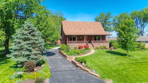 1570 S Sandbar Rd, Kankakee, IL, 60901-7609 | Card Image