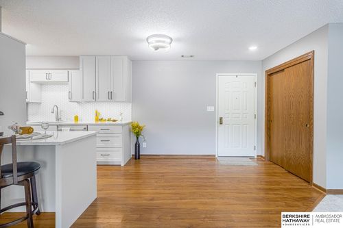 455-3001 S 51st Street Ct, Lincoln, NE, 68506-3485 | Card Image