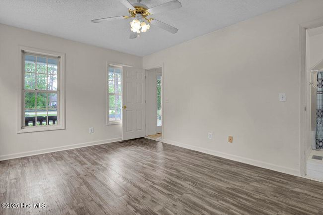 1372 E Boiling Spring Rd, House other with 3 bedrooms, 2 bathrooms and null parking in Southport NC | Image 17