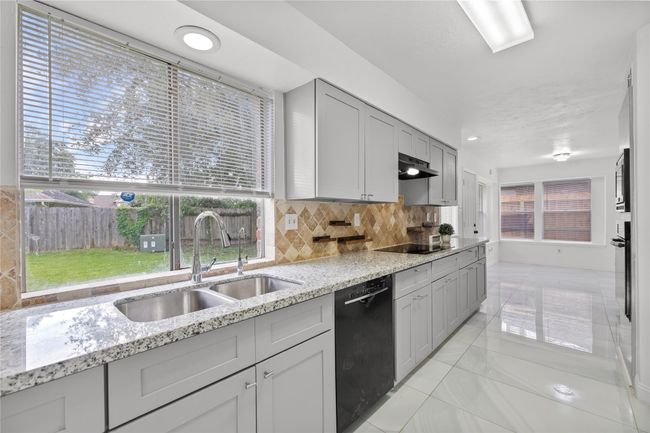 3122 Lazy Brook Dr, House other with 4 bedrooms, 3 bathrooms and 2 parking in Sugar Land TX | Image 11