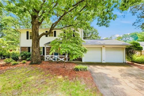 440 Bernice Place, Virginia Beach, VA, 23452 | Card Image