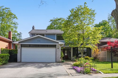 1386 Myron Dr, Mississauga, ON, L5E2N4 | Card Image