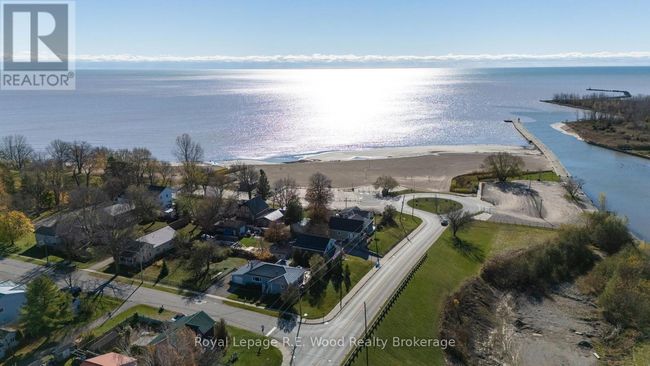 29 Wellington St, Home with 0 bedrooms, 0 bathrooms and 6 parking in Port Burwell ON | Image 32